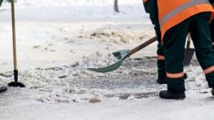 How Can You Benefit from Commercial Snow Removal Services